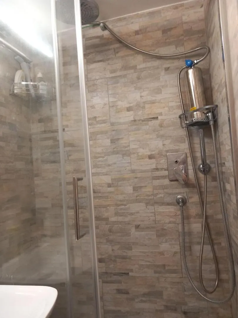 Domus Next Campo De'Fiori With Thermal Shower Rome